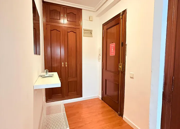 Travel Habitat Mestalla * Valencia