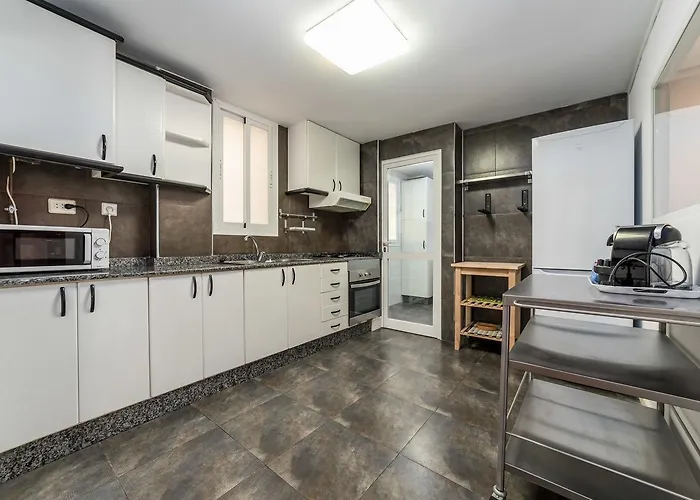 Travel Habitat Mestalla * Valencia